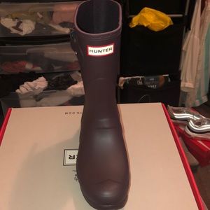 Brand new short hunter boots